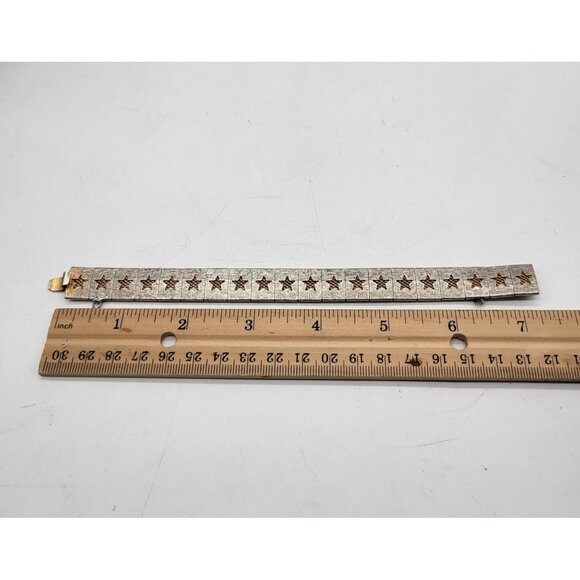 VTG Gold Tone Open Work Mesh Cut Out Stars Articulated Bracelet - Picture 11 of 12